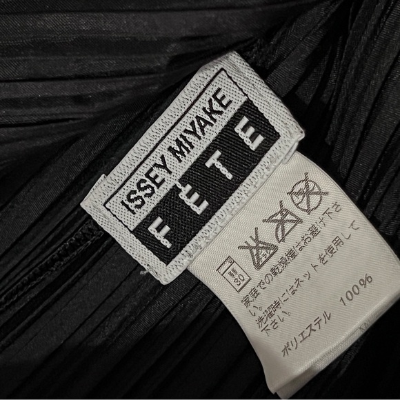 Issey Miyake Black Dress Avant-Garde Origami Pleated Gown Japanese Couture size2 - Picture 9 of 15